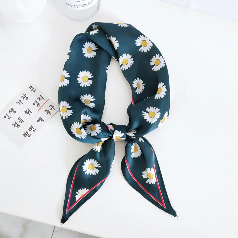 Diamond-Shaped Spring Autumn