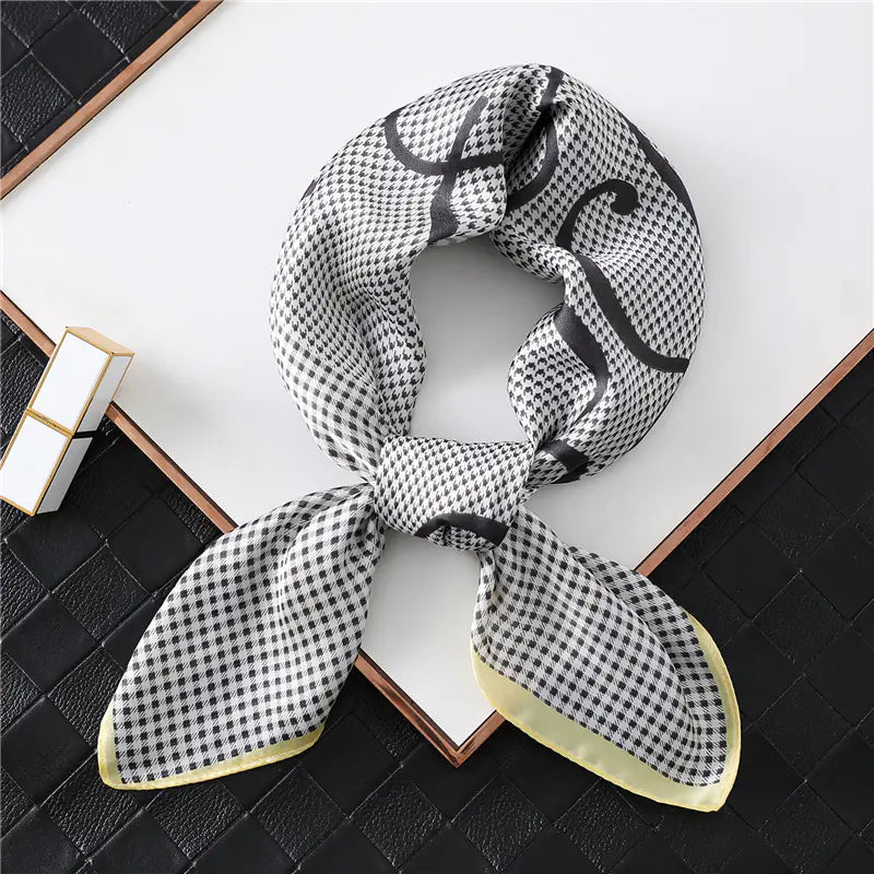 Classic Checkered Scarf