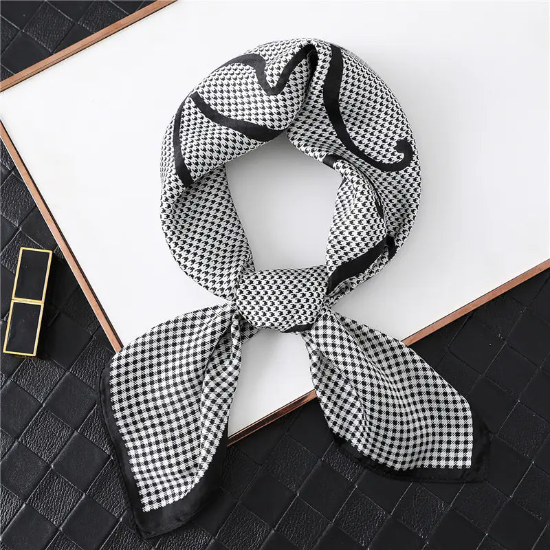 Classic Checkered Scarf
